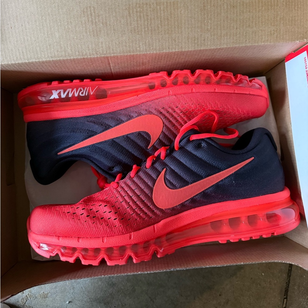 Nike Air Max 2017 Crimson